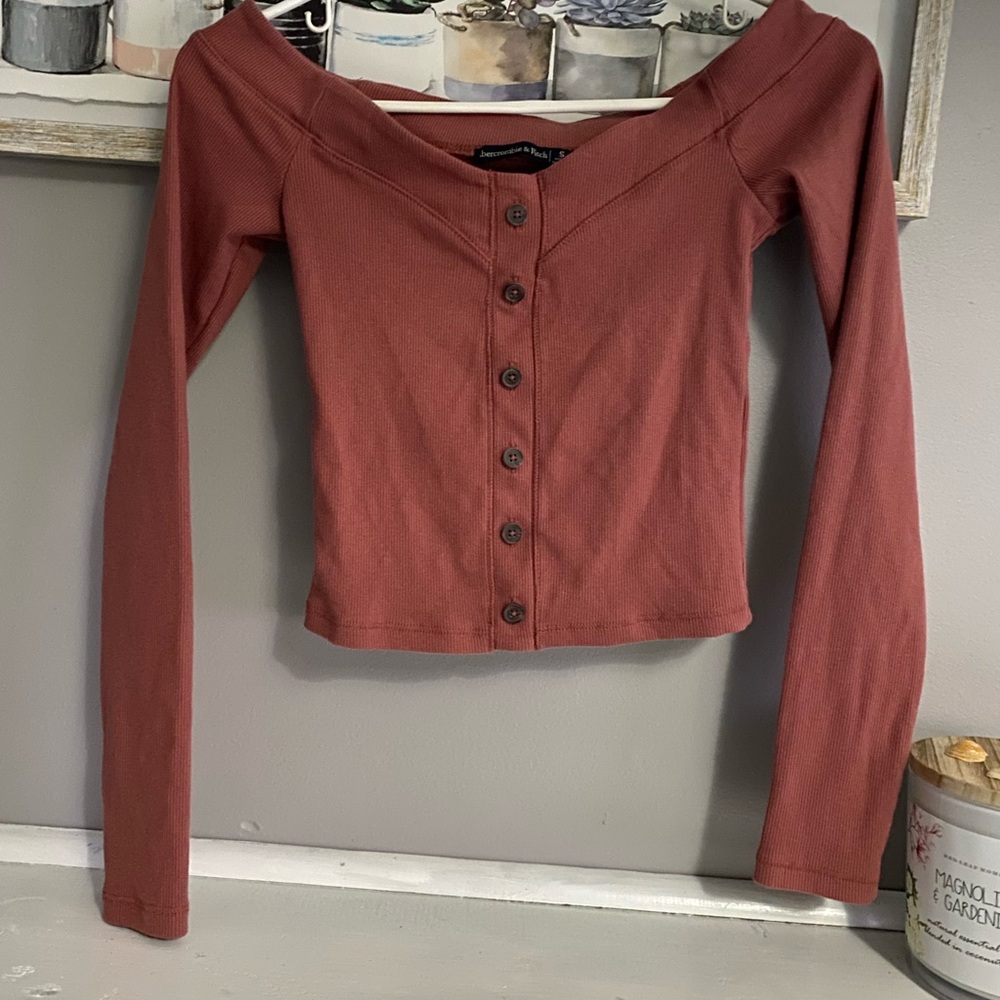 Abercrombie & Fitch long sleeve top
